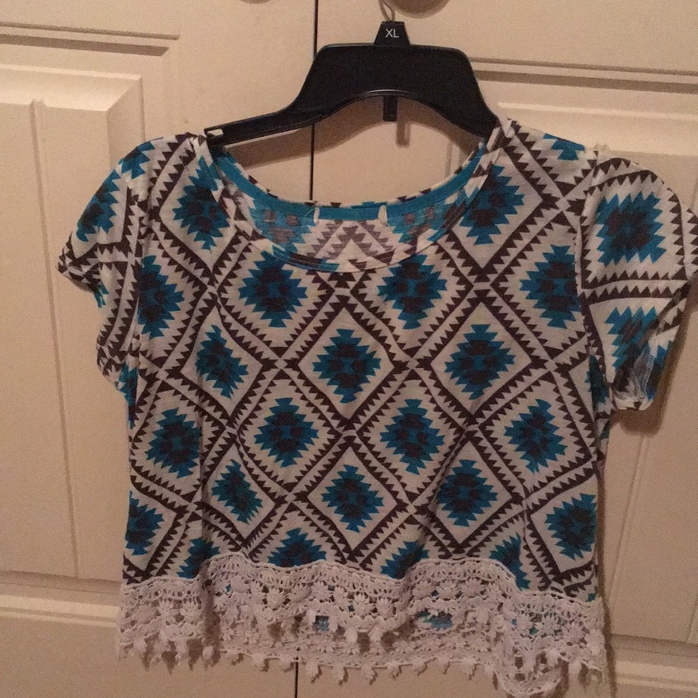 Large cropped shirt